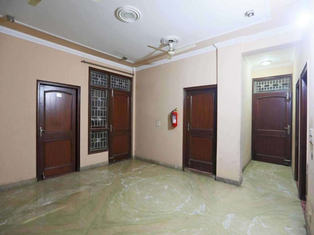 Oyo 72429 New Abhinandan Hotel Amroha Eksteriør billede