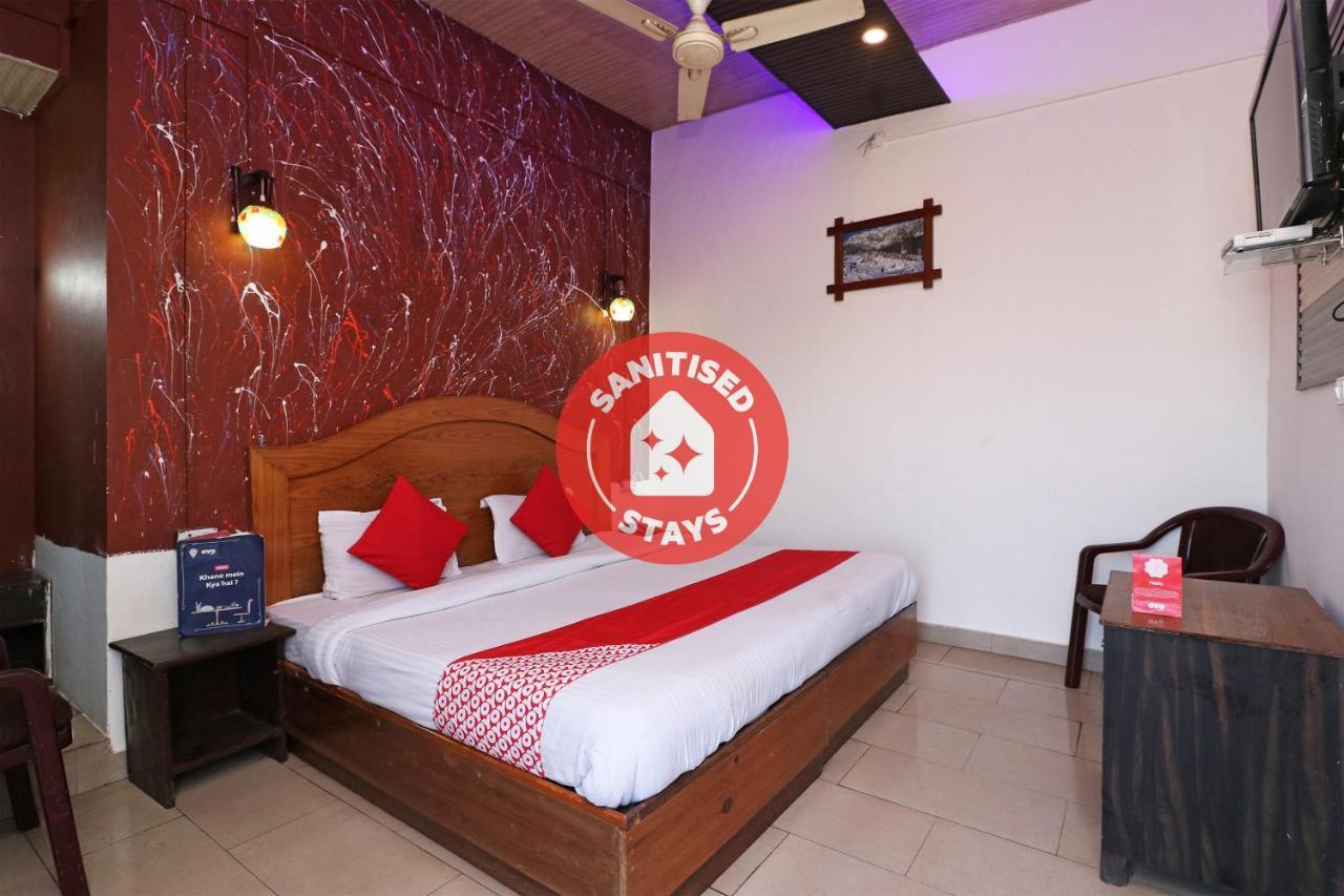 Oyo 72429 New Abhinandan Hotel Amroha Eksteriør billede