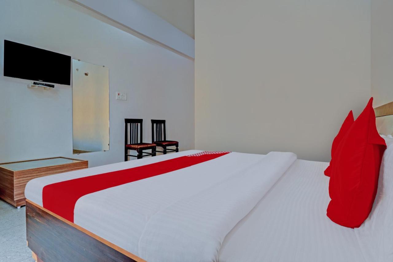 Oyo 72429 New Abhinandan Hotel Amroha Eksteriør billede
